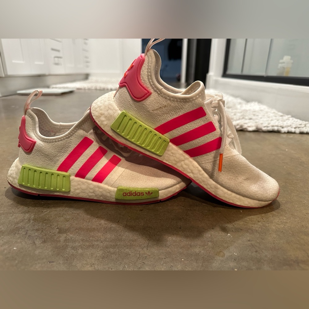Adidas Sneakers